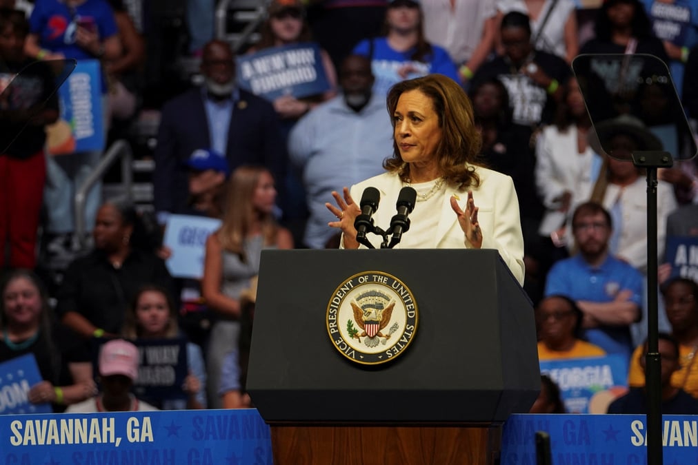 La candidate democrate a la presidence et vice-presidente americaine kamala harris