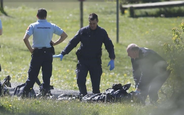 Paris confirme la decouverte des caches de l'eta