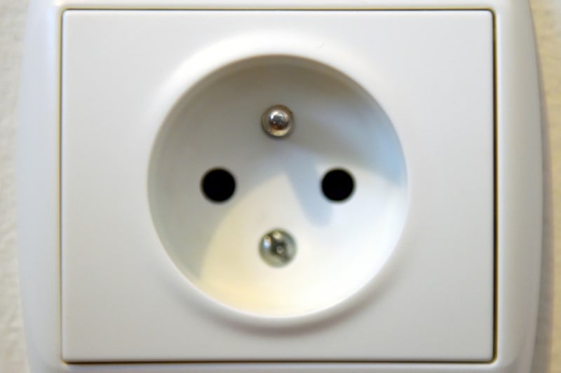 Une decision sur les tarifs d'electricite partiellement annulee