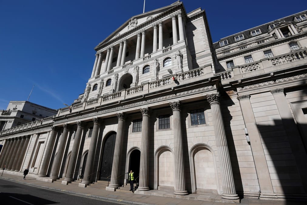 La banque d'angleterre prevoit une reprise plus lente en 2021