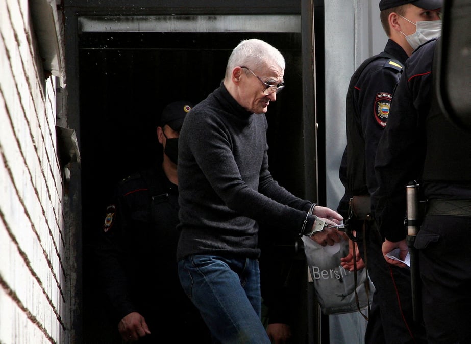 La peine de prison contre l'historien du goulag dmitriev alourdie a 15 ans