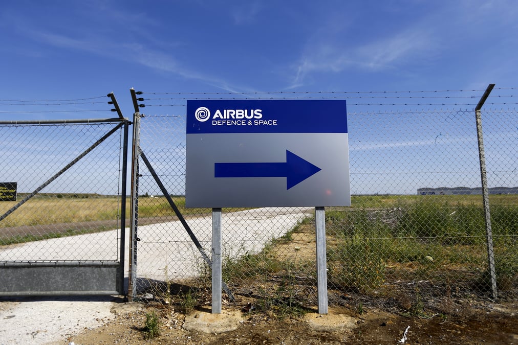 Le patron d'airbus defence and space met en garde contre un brexit dur