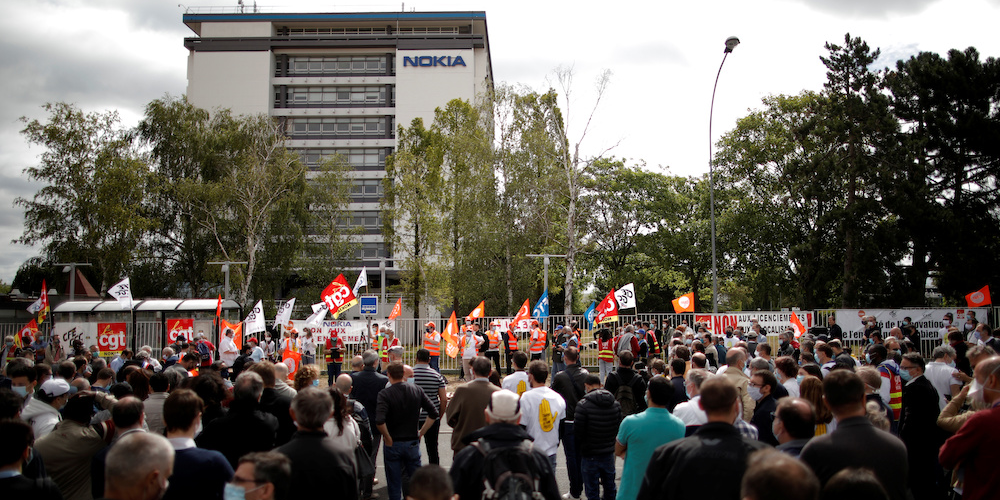 831 postes sont menacés sur le site de Nozay.
