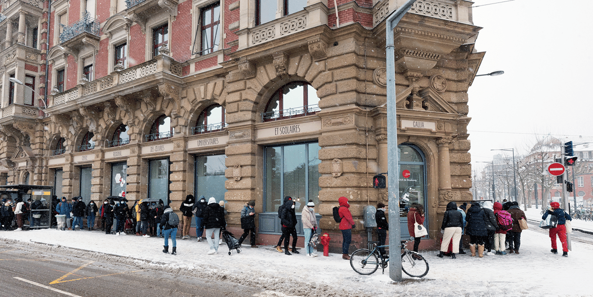 Distribution alimentaire aux étudiants