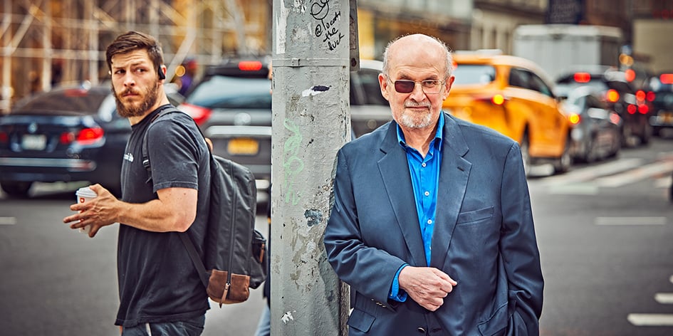 Salman Rushdie, écrivain américano-britannique d'origine indienne.