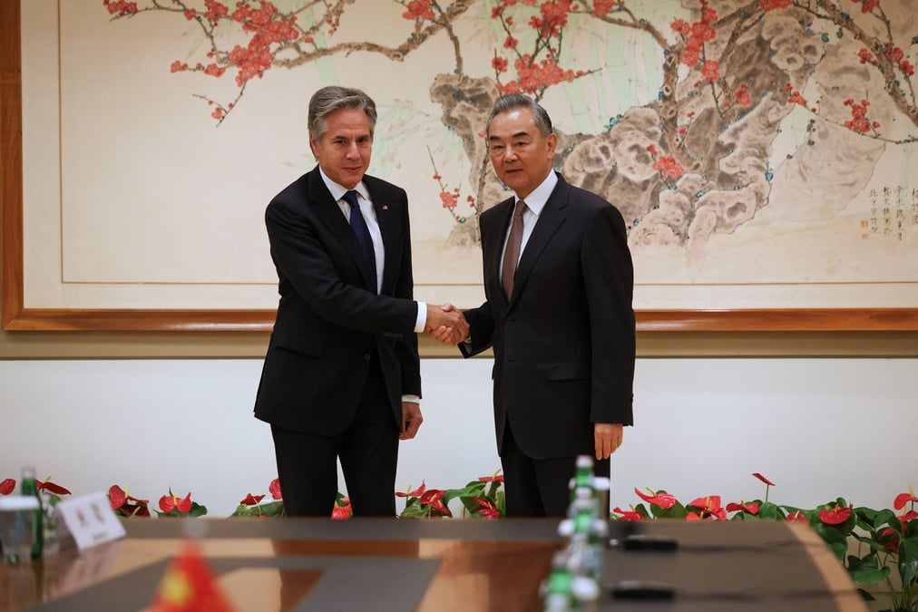 Le secretaire d'etat americain antony j. blinken rencontre le ministre chinois des affaires etrangeres wang yi a new york