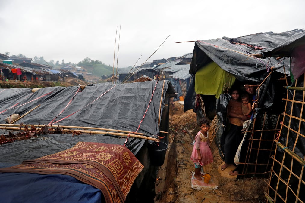 Des milliers de rohingya pris au piege dans le nord de la birmanie