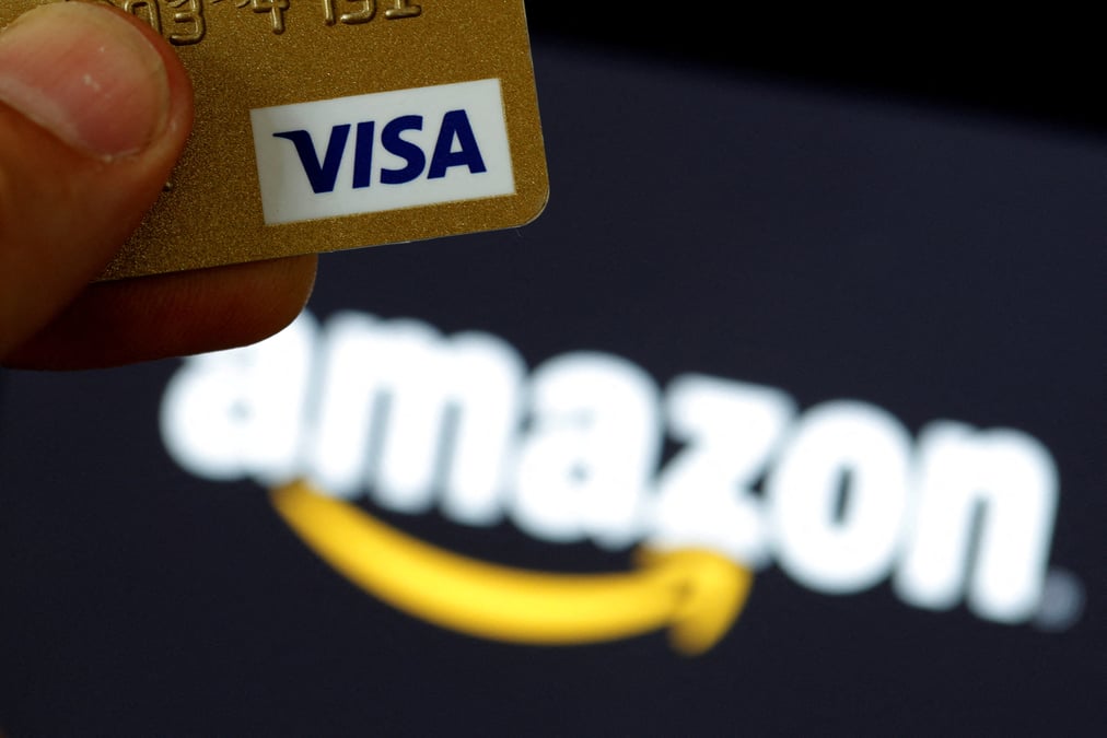 Amazon renonce a sa menace d'interdire les cartes de credit visa au royaume-uni