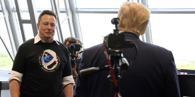Le milliardaire américain Elon Musk, aux côtés de Donald Trump.
