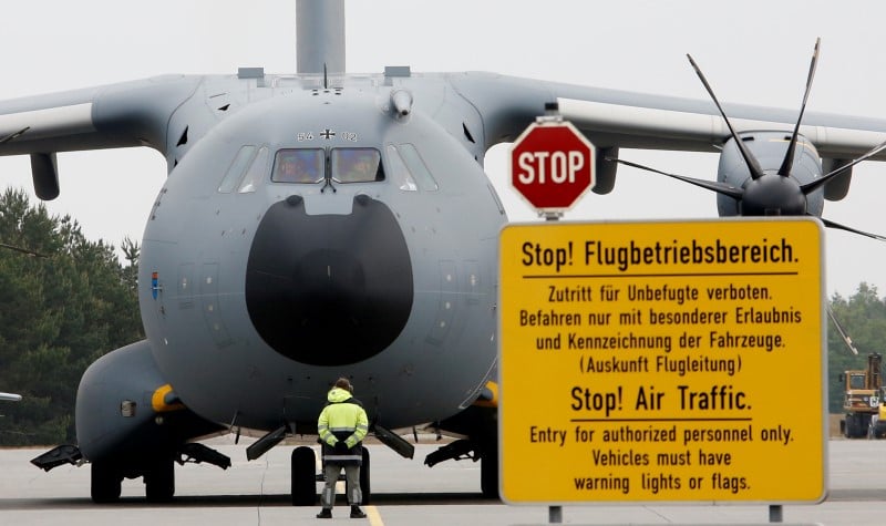 Berlin etudierait des alternatives a l'a400m