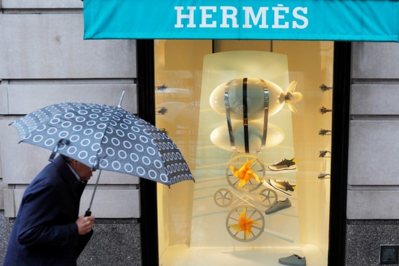 Hermes: rentabilite record au premier semestre grace aux couvertures de changes