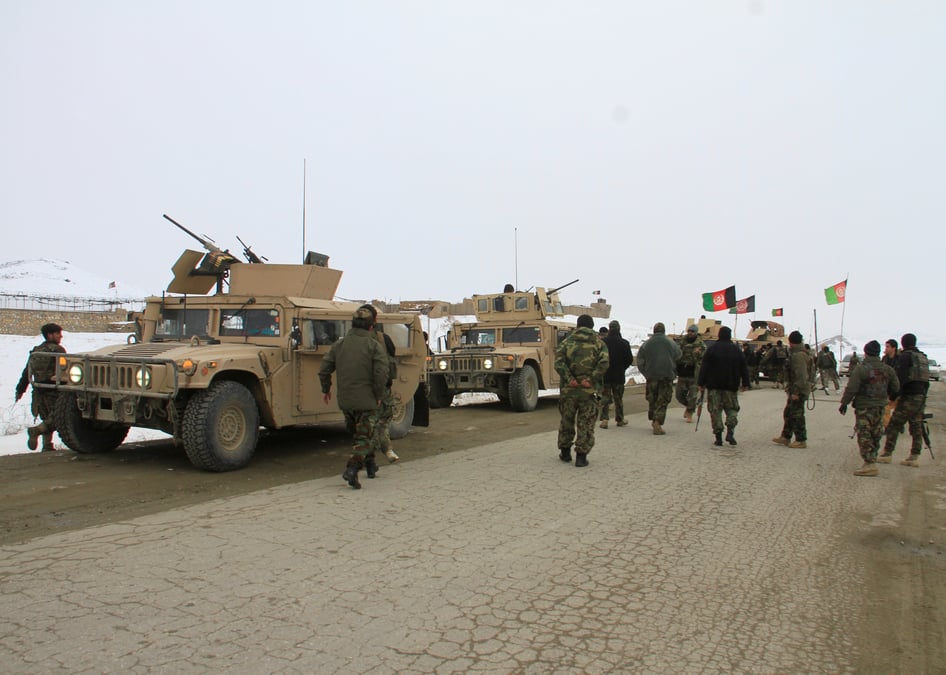 Les taliban afghans disent avoir abattu un avion transportant des militaires americains