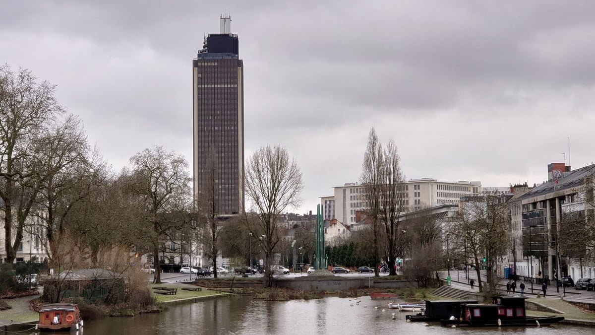 Tour Bretagne Nantes