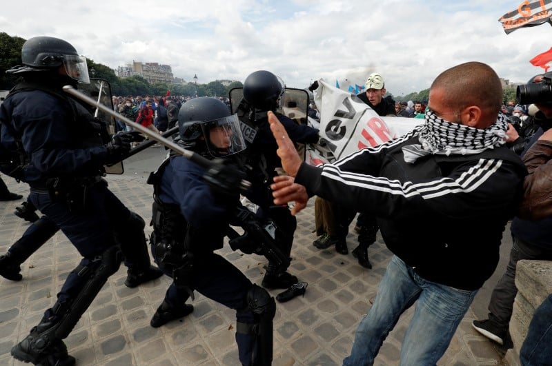 Le prefet de police met en cause une partie des cegetistes