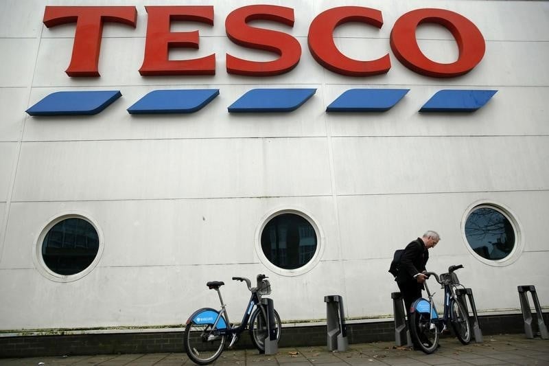 Tesco augmente sa part de marche pour la premiere fois depuis 2011