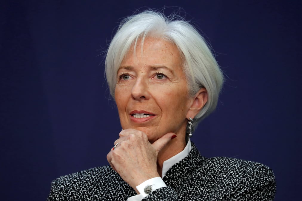 Le fmi voit une croissance solide mais prone la mefiance