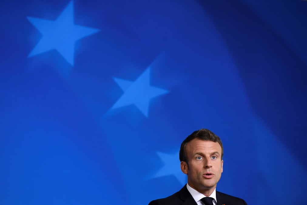 Renault-nissan: macron appelle a developper synergies et alliances