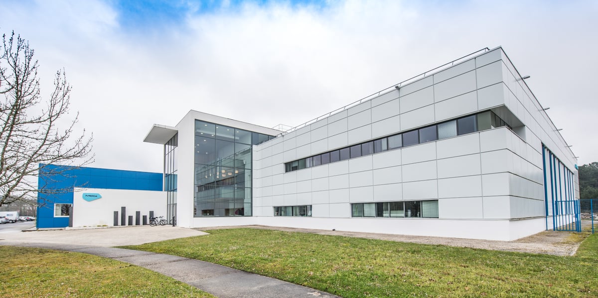 A Martillac en Gironde, le site de Merck emploie 420 personnes.