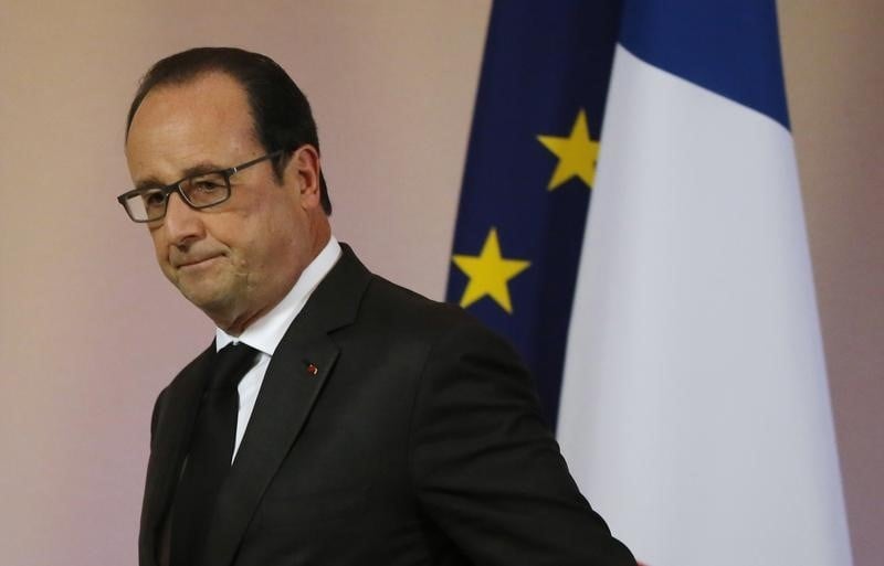Francois hollande lance sa riposte diplomatique face a l'etat islamique