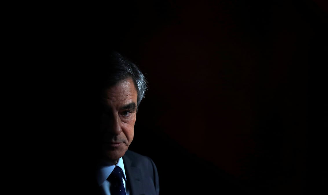 Le pacte bayrou-macron rabat fillon sur sa droite