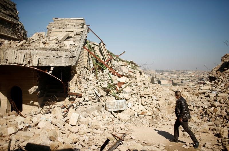 Dans mossoul-ouest, face aux obus et tirs de snipers