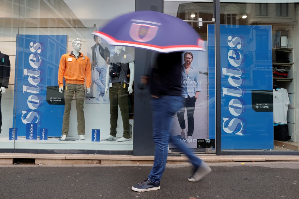 France: l'inflation continue de peser sur le moral des menages