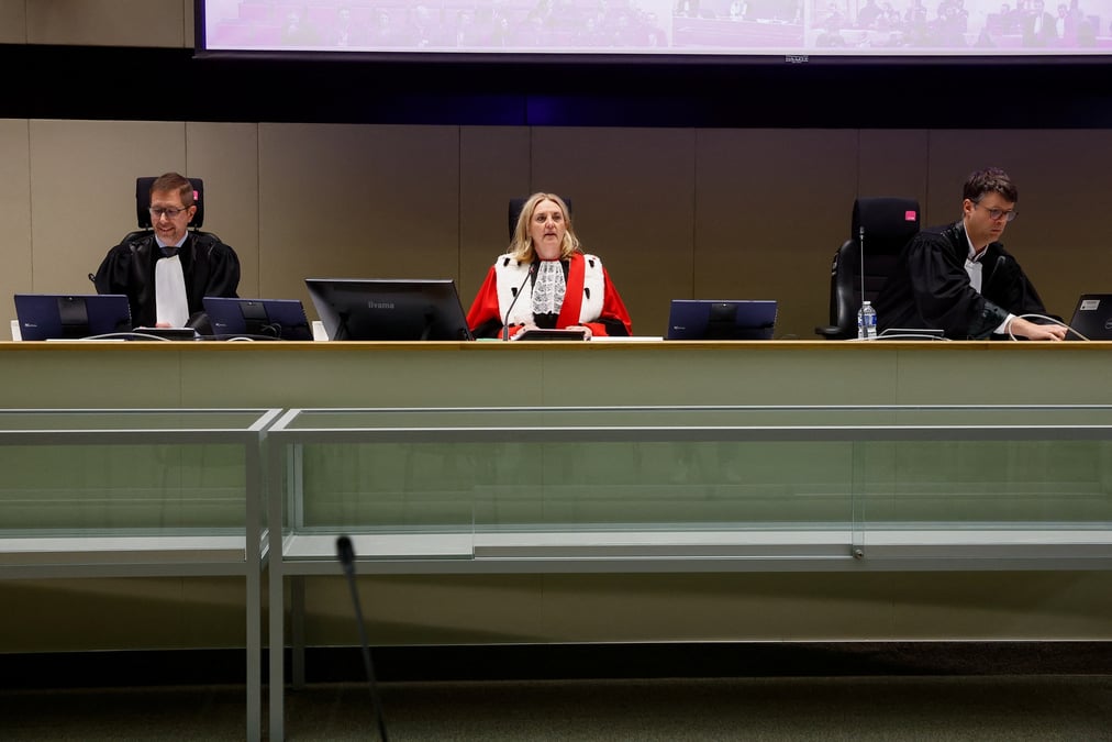 Photo de la presidente de la cour d'assises laurence massart