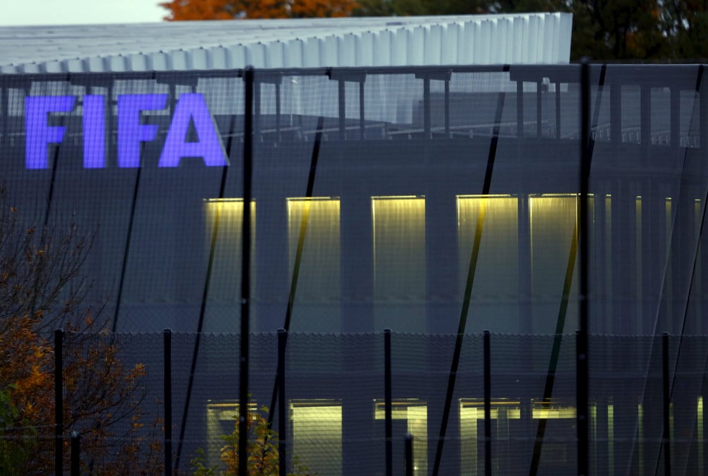 L'enquete de la fifa vise beckenbauer et villar