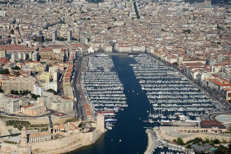 Incertitudes juridiques sur la metropole marseillaise