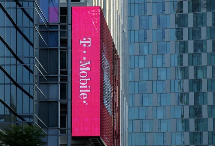 T-mobile fait mieux qu'attendu au troisieme trimestre et augmente ses abonnes