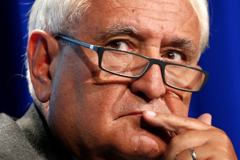 Raffarin denonce le "bavardage populiste" de wauquiez
