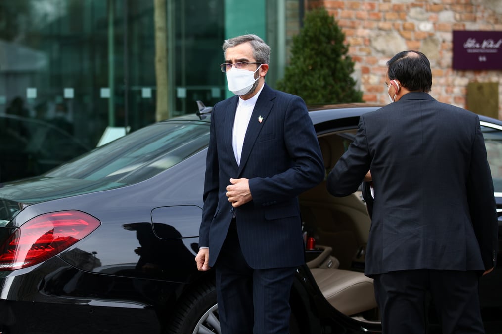 Le chef de la delegation iranienne sur le nucleaire rentre a teheran