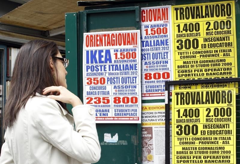 Record en Italie du taux de chômage des 15-24 ans, à 44,2%