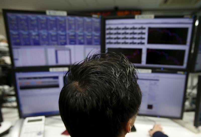 La bourse de tokyo termine en hausse