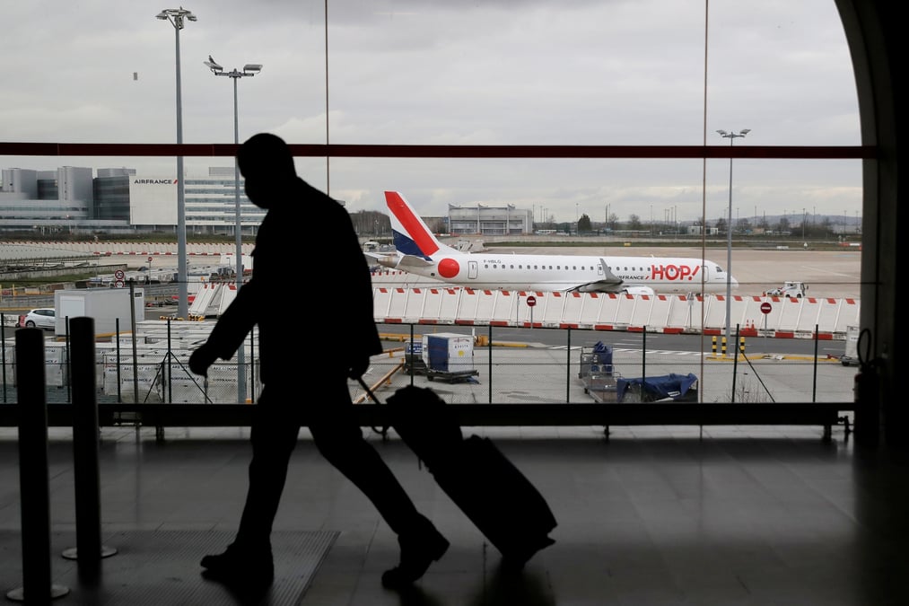 France: une panne informatique affecte les controles dans les aeroports et les gares