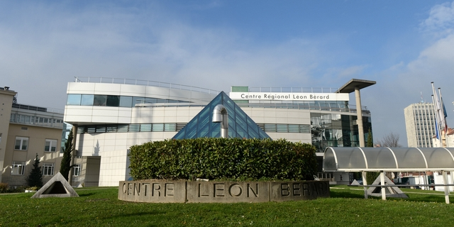 *Centre Léon Bérard extérieur