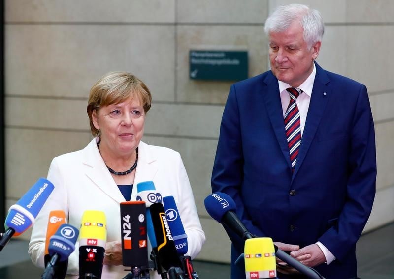 Merkel entame des negociations perilleuses en allemagne