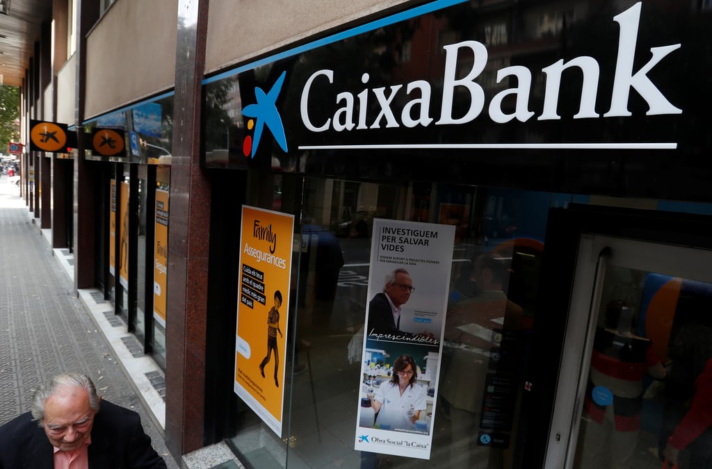 Caixabank propose de supprimer plus de 2.000 emplois