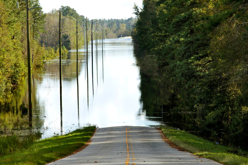 Les etats de caroline toujours sous les eaux
