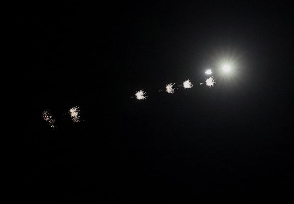 Des traces des explosions lors d'une frappe de drone russe a kiev, en ukraine