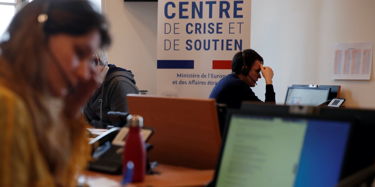 Désignant la capacité à résister, absorber et corriger les effets de dangers et catastrophes, naturelles aussi bien que sanitaires, la résilience implique la prise en compte de différentes dimensions.