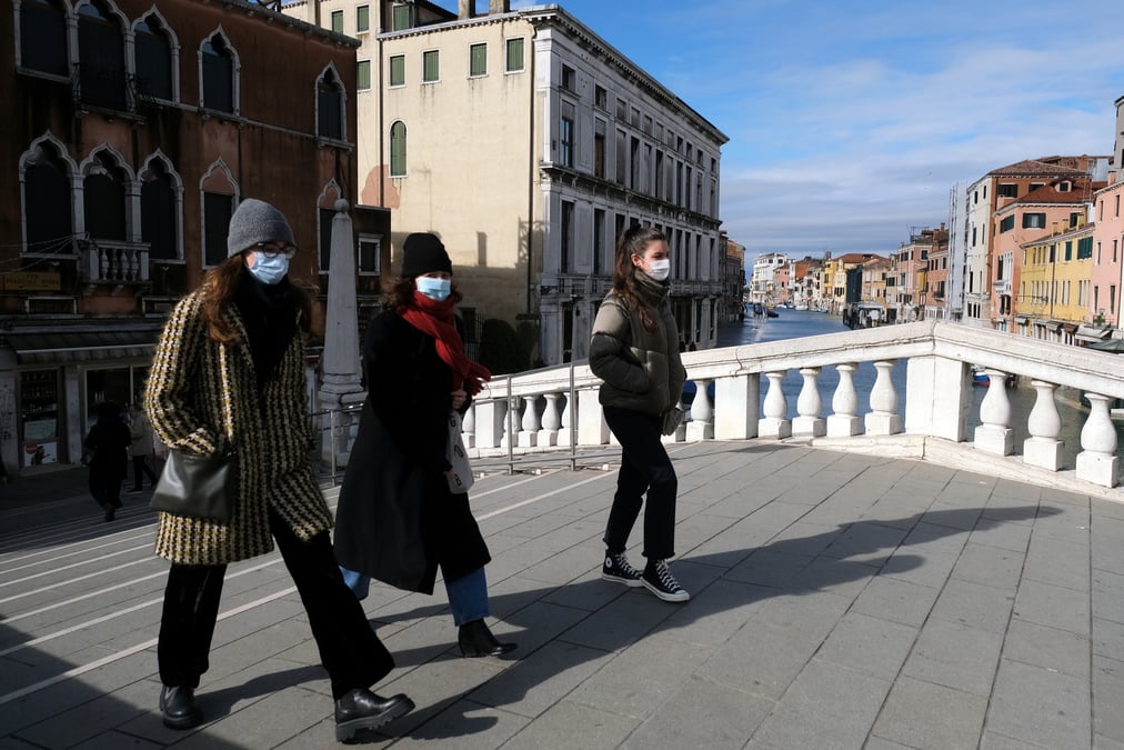 Coronavirus: l'italie recense 356 deces et 13.314 nouveaux cas