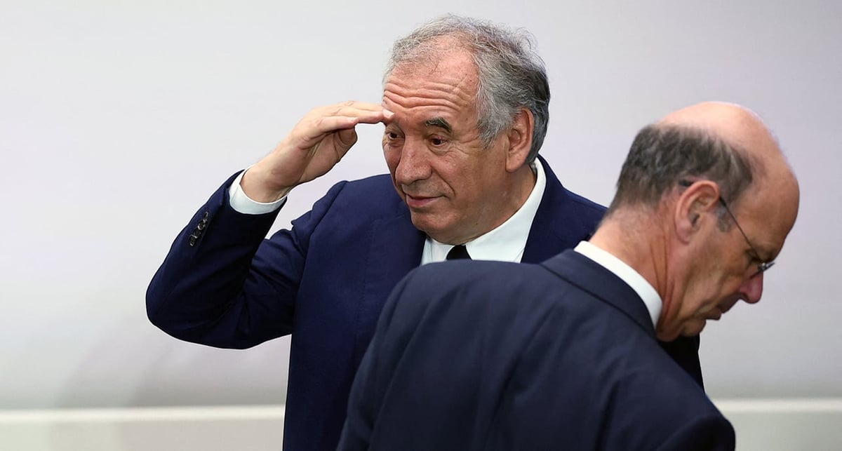 Le Premier ministre François Bayrou et le ministre de l'Économie Éric Lombard.