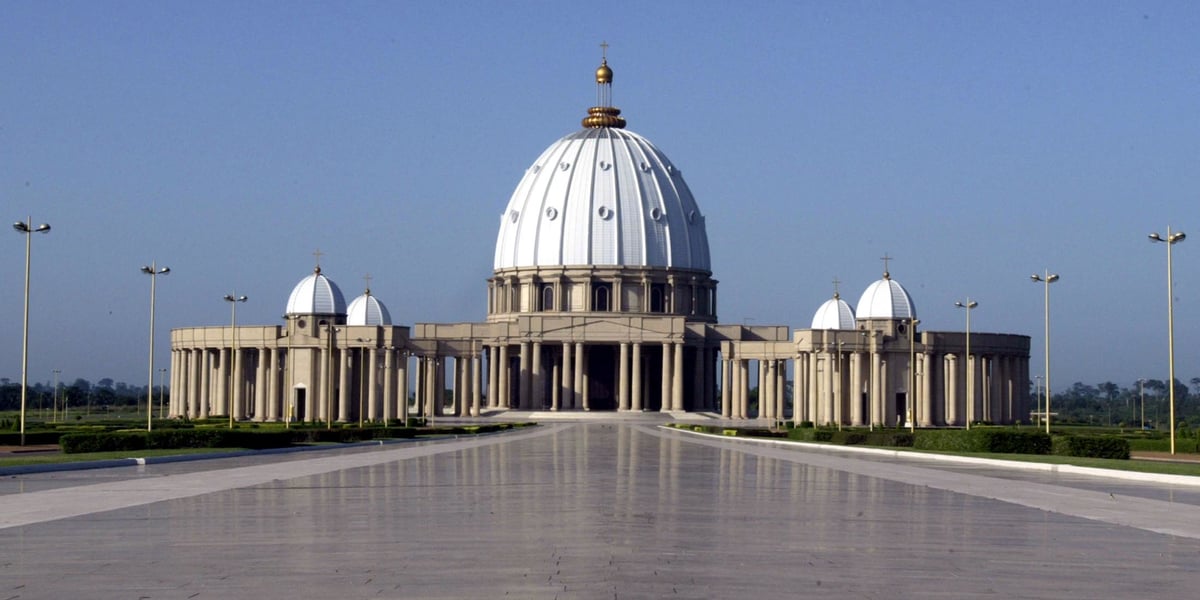 La Basilique de Yamoussoukro.
