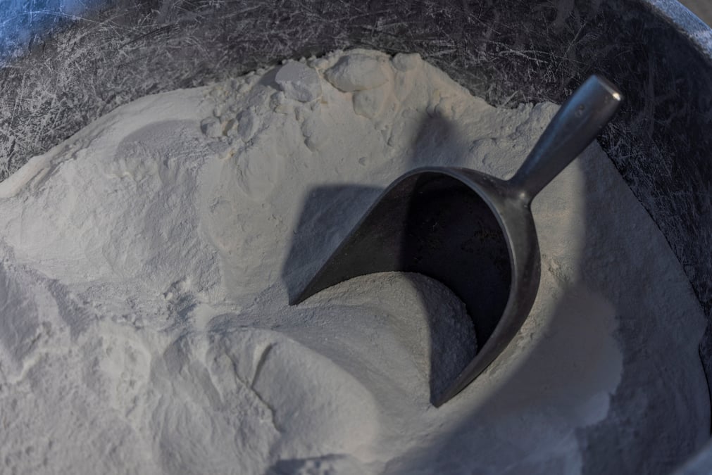 Carbonate de lithium dans un conteneur de l'usine de production d'albemarle lithium a silver peak, nevada