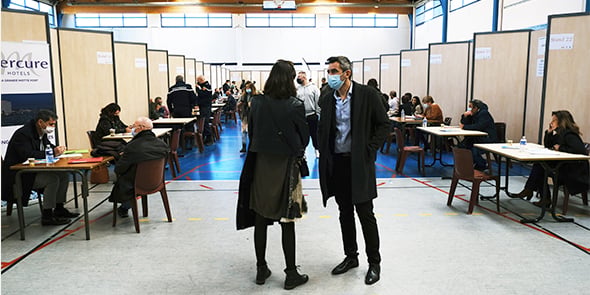 Le 15 février 2022, le Forum littoral pour l'emploi saisonnier, rendez-vous habituellement prisé, a accueilli à peine 700 visiteurs (contre 1.600 en 2019