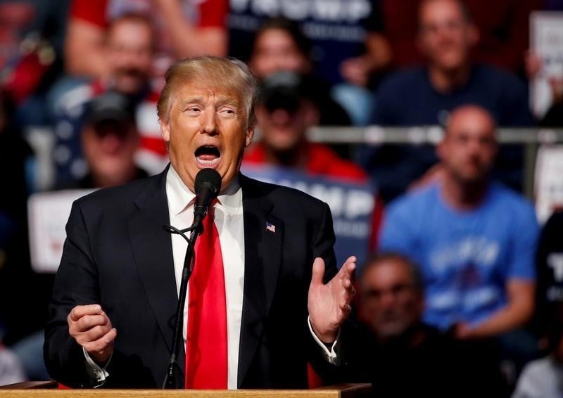 Donald trump a la conquete de l'electorat evangelique