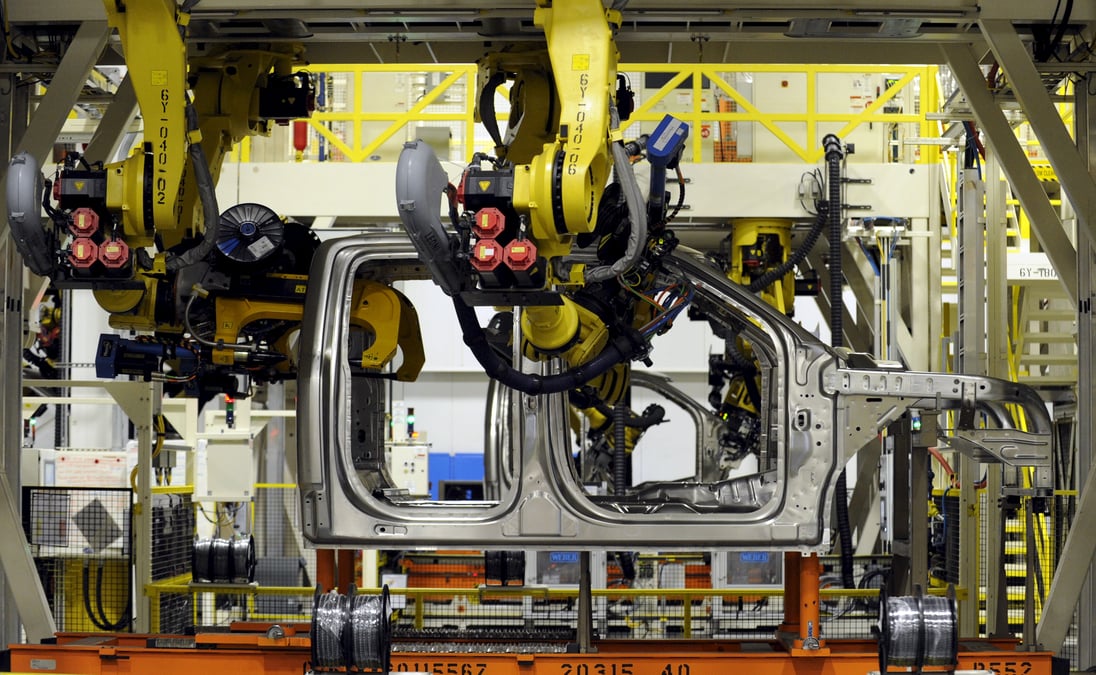L'automobile victime de prises de profit sur les marches europeens