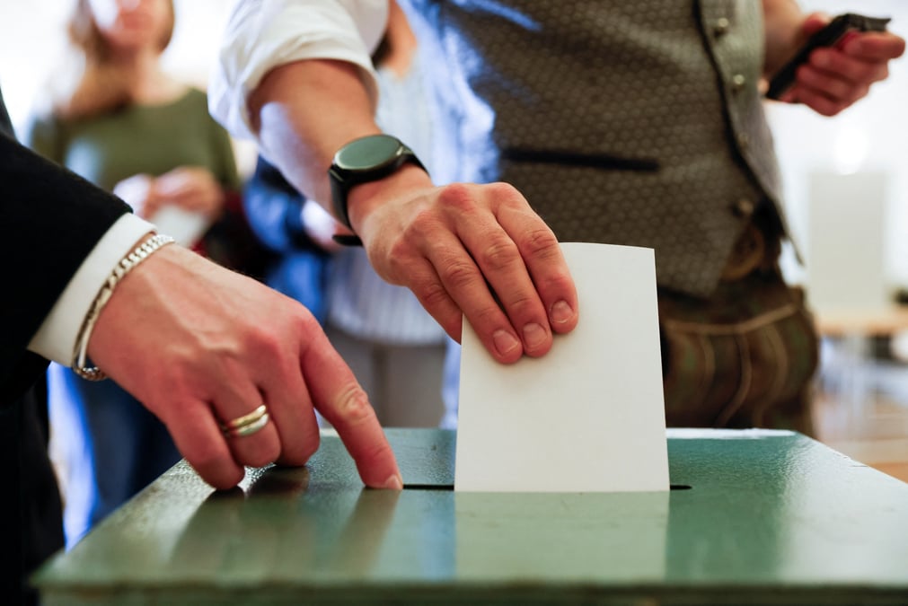 Selon notre sondage Elabe pour BFMTV et La Tribune Dimanche, le Rassemblement national est crédité de 31% des intentions de vote au premier tour.