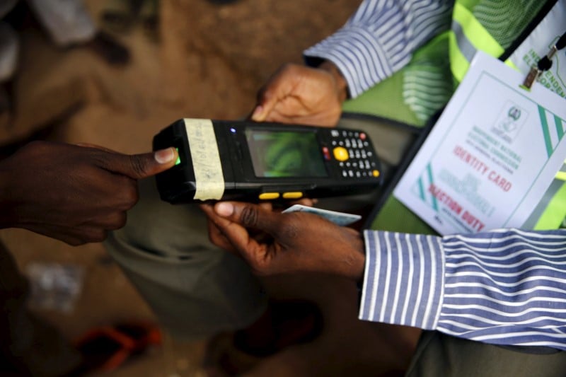 Le site de la commission electorale pirate et paralyse au nigeria